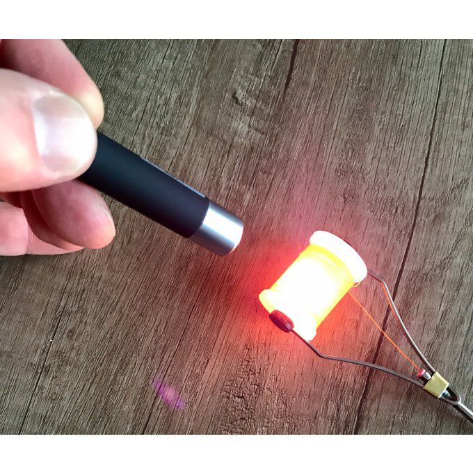 Stylo laser UV